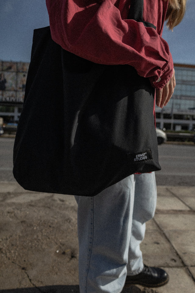 Ernst Tote - Black
