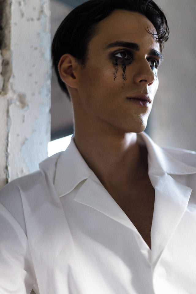 Open collar White shirt