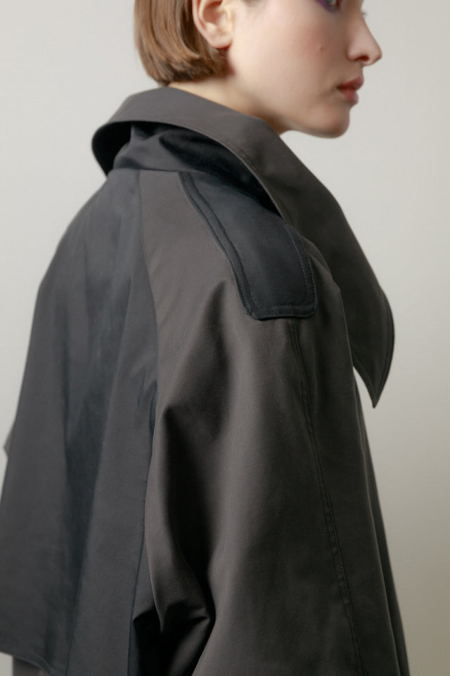 Ernst Trenchcoat